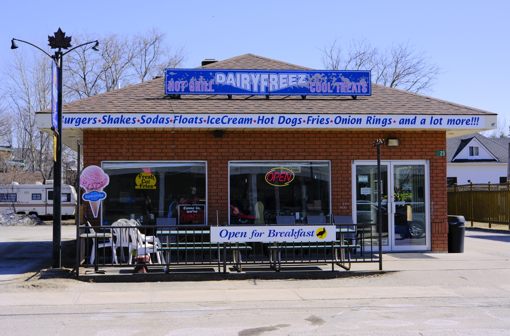DSCF3705.jpg